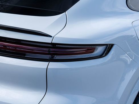 New 2026 Porsche Cayenne E-Hybrid Coupe image 14