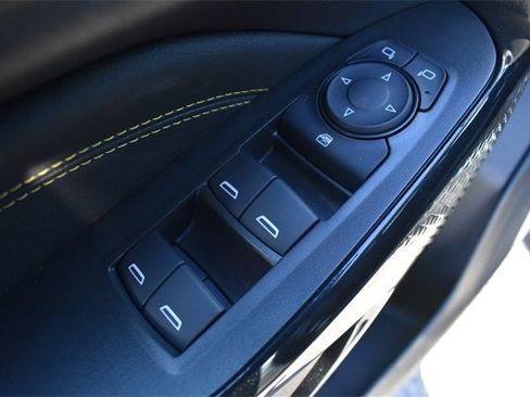 New 2026 Chevrolet Trax LT w/ LT Convenience Package image 20