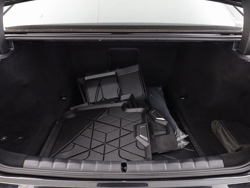 Certified 2025 BMW 740i xDrive w/ Premium Package image 19