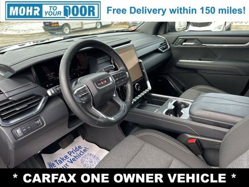 Used 2025 GMC Acadia Elevation image 14