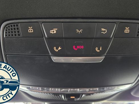 Used 2018 Mercedes-Benz C 300 4MATIC Sedan w/ Multimedia Package image 22