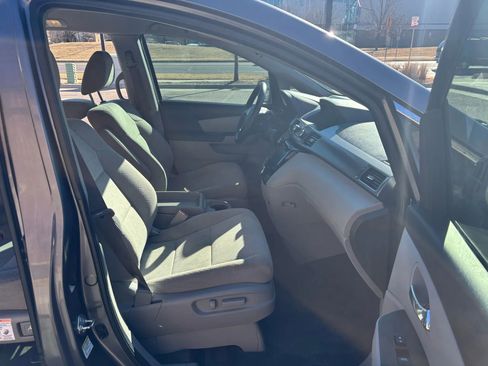 Used 2016 Honda Odyssey SE image 31