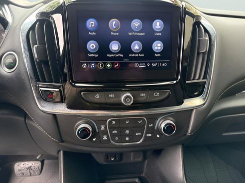 Used 2023 Chevrolet Traverse LT w/ Rear Camera Mirror Package AWD/4WD image 26