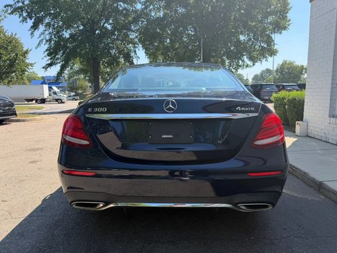 Used 2019 Mercedes-Benz E 300 4MATIC w/ Premium 1 Package image 6
