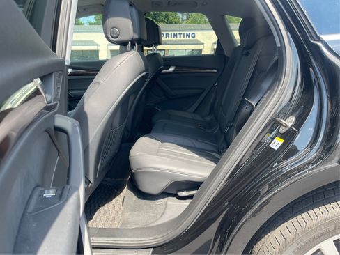 Used 2018 Audi Q5 2.0T Premium Plus w/ Premium Plus Package AWD/4WD image 10