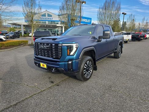 Certified 2024 GMC Sierra 3500 Denali Ultimate image 2