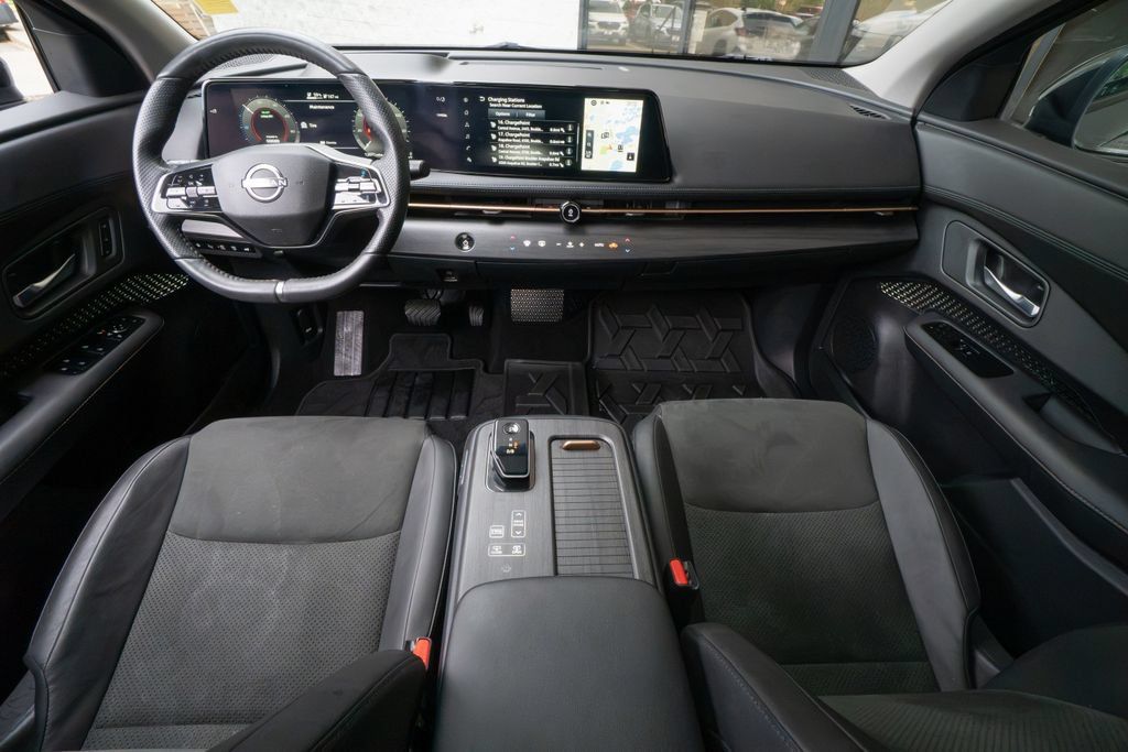Used 2024 Nissan Ariya AWD image 20