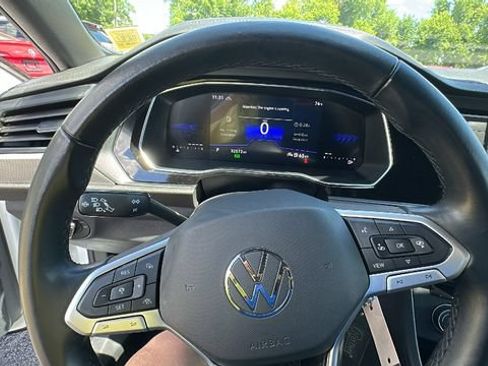 Used 2024 Volkswagen Jetta Sport FWD image 12