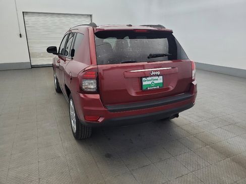 Used 2014 Jeep Compass Latitude w/ Sun/Sound Group AWD/4WD image 6