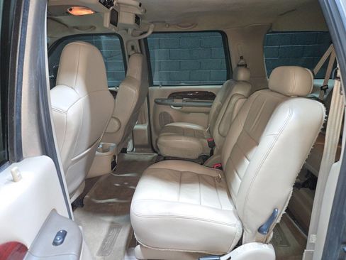 Used 2004 Ford Excursion Limited image 96