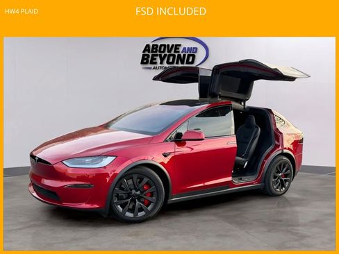 Used 2025 Tesla Model X Plaid image 1