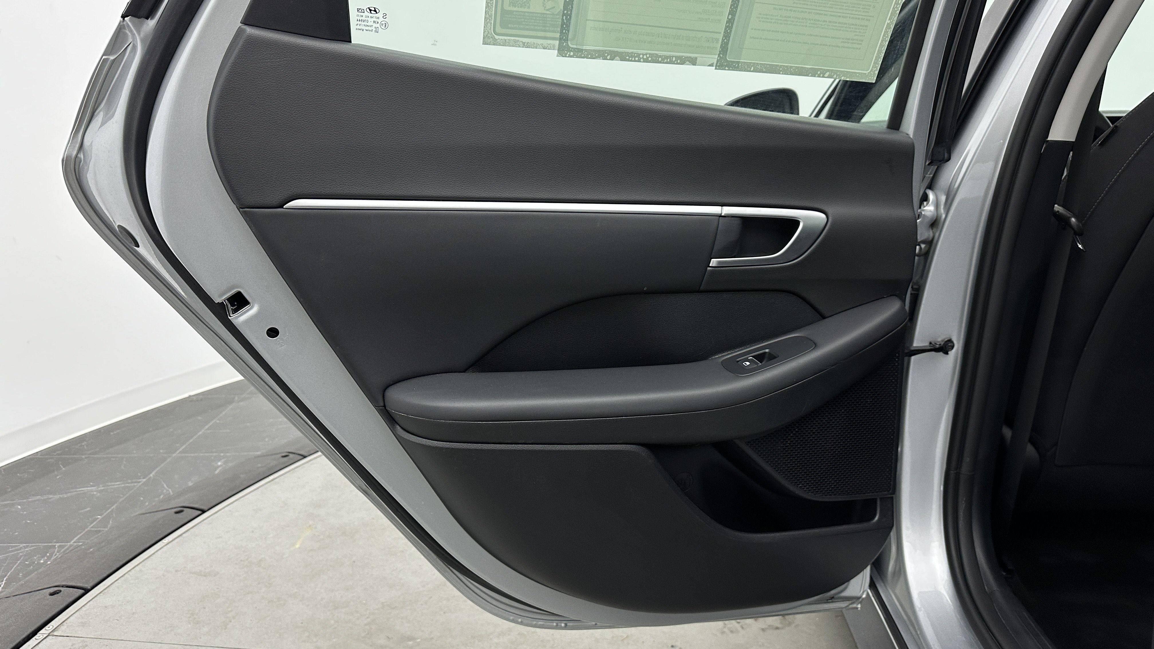 Used 2026 Hyundai Sonata Blue FWD image 27