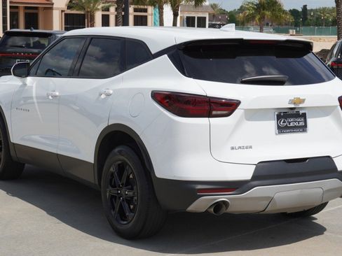 Used 2023 Chevrolet Blazer LT w/ Driver Confidence Package image 8