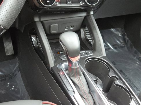 Used 2025 Chevrolet TrailBlazer RS w/ Convenience Package FWD image 34