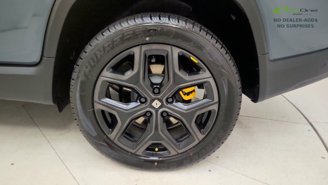 Used 2026 Rivian R1T Premium Tri AWD/4WD image 73