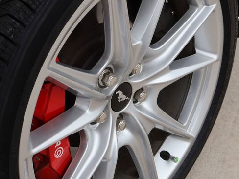 Used 2024 Ford Mustang GT Premium image 34