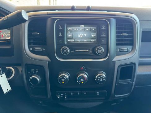 Used 2018 RAM 2500 Tradesman w/ Chrome Appearance Group image 24