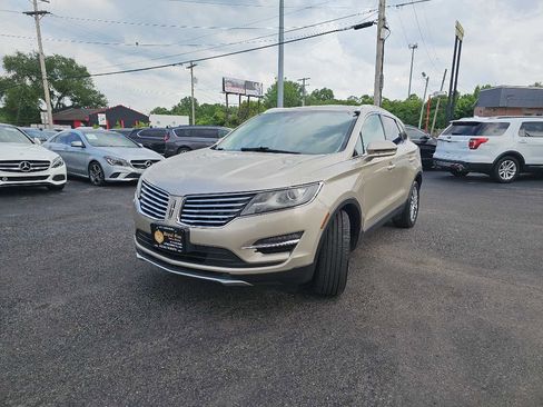 Used 2017 Lincoln MKC Reserve w/ Lincoln MKC Climate Package image 6