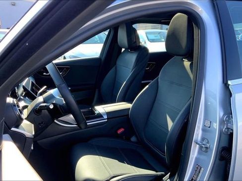 Used 2025 Mercedes-Benz C 300 4MATIC Sedan image 6