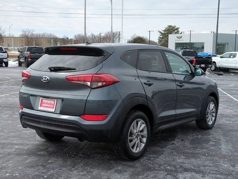 Used 2017 Hyundai Tucson SE image 5