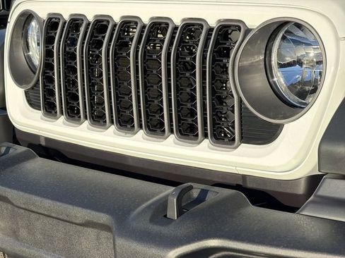 New 2026 Jeep Wrangler Unlimited Sport AWD/4WD image 15