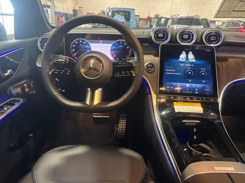 New 2026 Mercedes-Benz GLC 300 GLC 300 image 2
