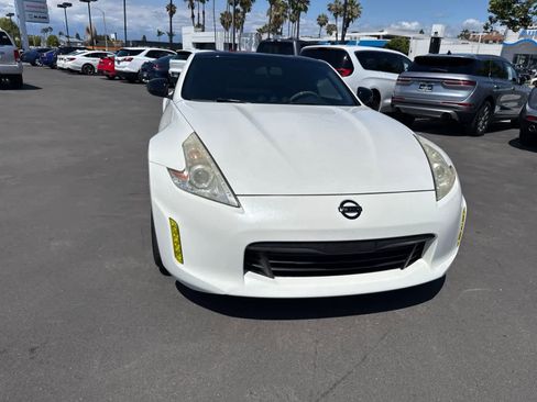 Used 2013 Nissan 370Z Coupe w/ Sport Pkg RWD image 6