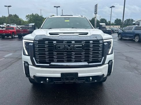 Used 2024 GMC Sierra 2500 Denali Ultimate w/ Max Trailering Package AWD/4WD image 1