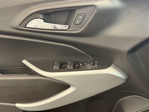 Certified 2024 Chevrolet Trax LS FWD image 19