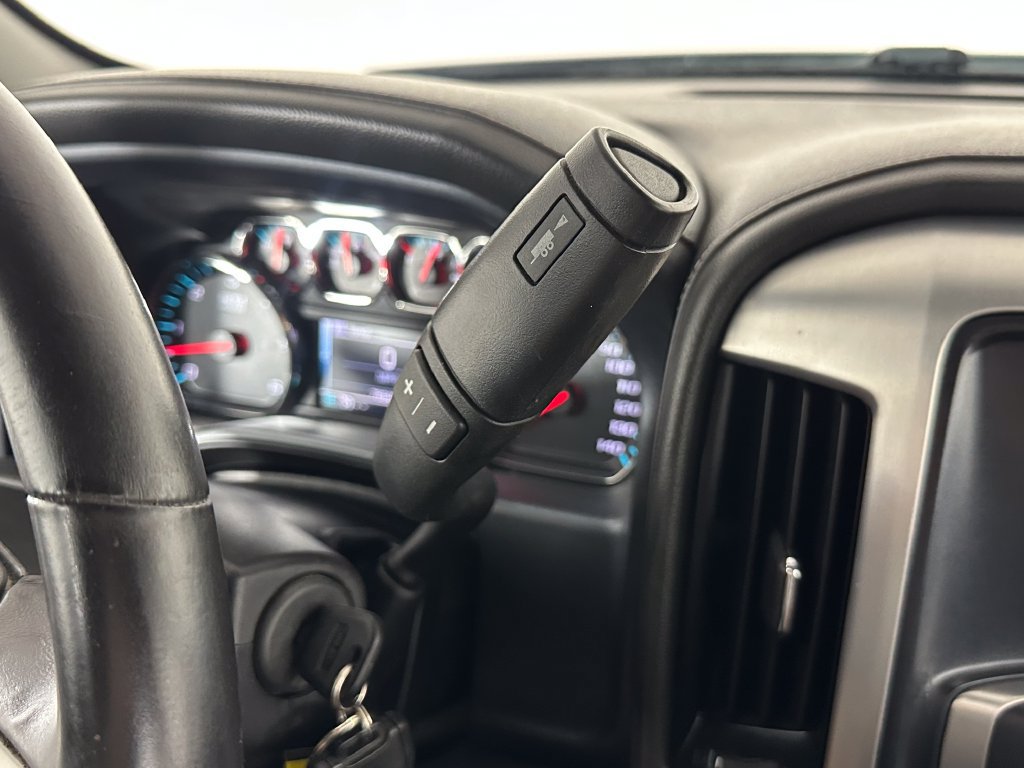 Used 2017 GMC Sierra 1500 SLE w/ SLE Value Package AWD/4WD image 18