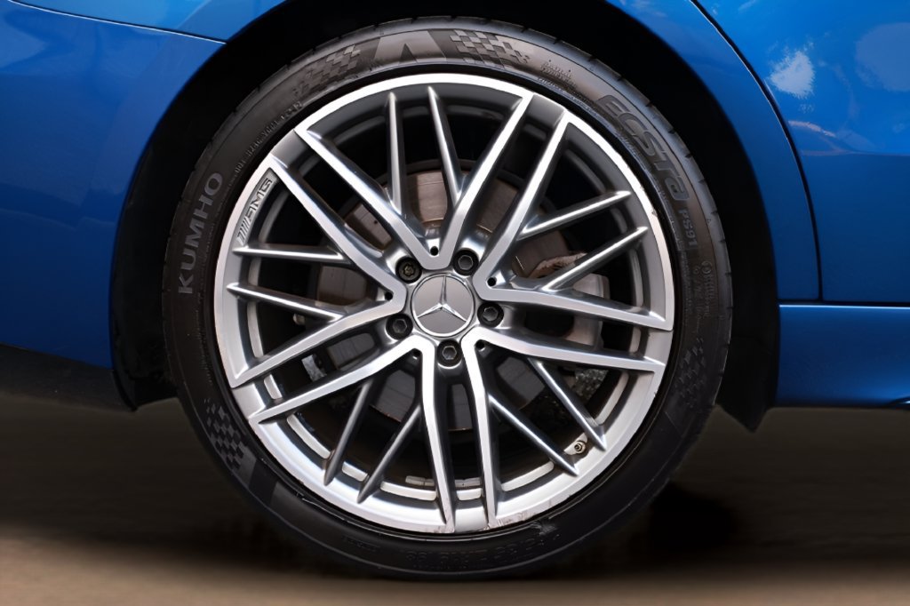 Used 2023 Mercedes-Benz C 43 AMG 4MATIC Sedan image 50