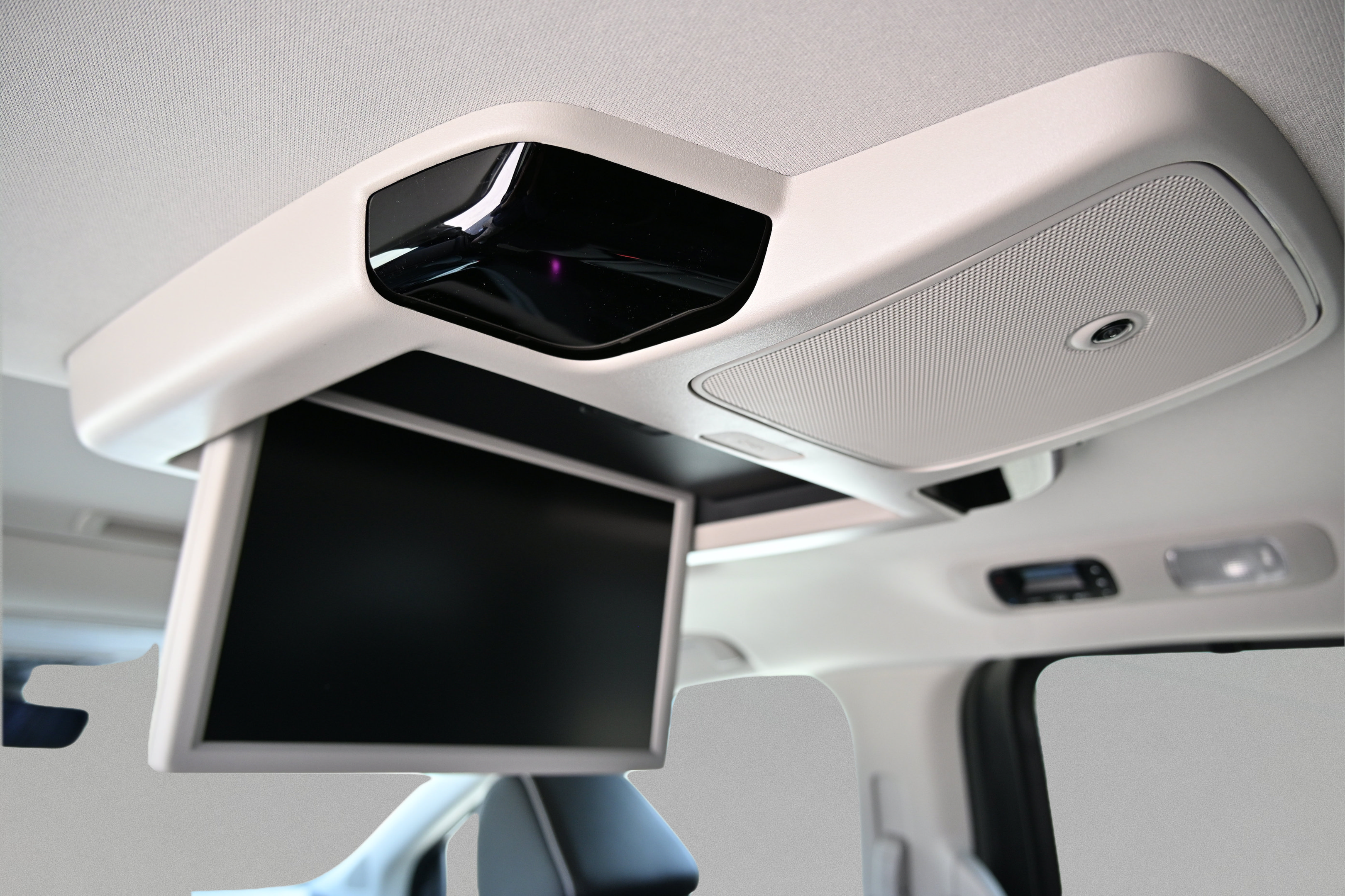 New 2027 Honda Odyssey Touring image 13
