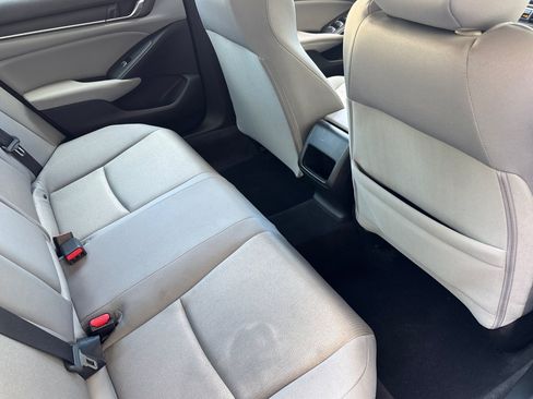 Used 2018 Honda Accord Hybrid image 31