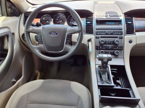 Used 2010 Ford Taurus SEL FWD image 5