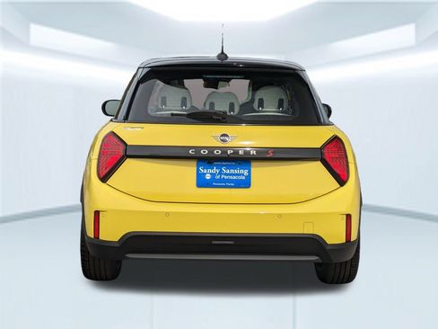 New 2026 MINI Cooper S FWD image 4