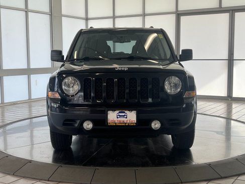 Used 2016 Jeep Patriot Sport w/ Power Value Group FWD image 2