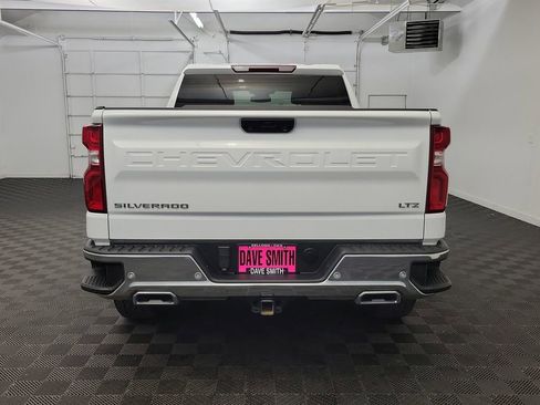 Used 2024 Chevrolet Silverado 1500 LTZ w/ Z71 Off-Road Package image 8