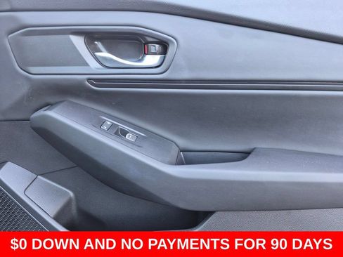 Used 2025 Honda Accord SE image 32