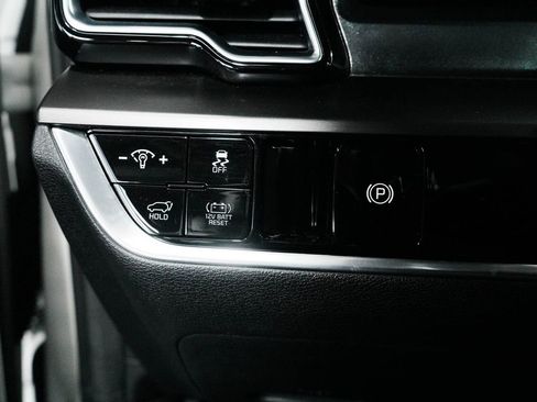 Used 2023 Kia Sportage EX w/ EX Premium Package image 20