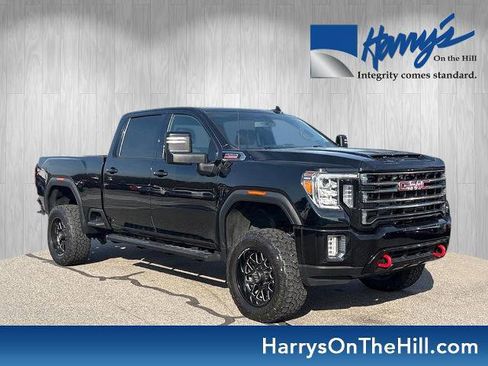 Used 2022 GMC Sierra 2500 AT4 image 1