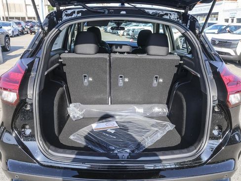 New 2025 Nissan Kicks Play S FWD image 24