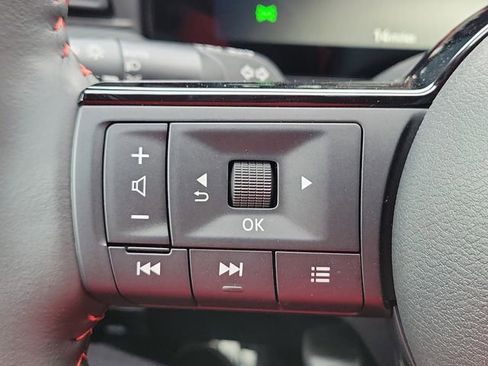 New 2026 Nissan Kicks SR w/ Cold Weather Package image 24