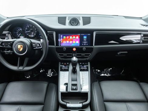 Used 2023 Porsche Macan AWD/4WD image 66