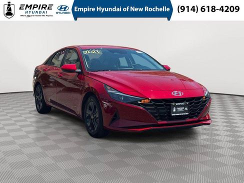 Certified 2023 Hyundai Elantra SEL FWD image 1