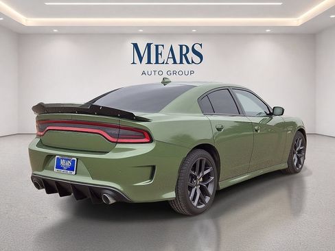 Used 2023 Dodge Charger R/T RWD image 5