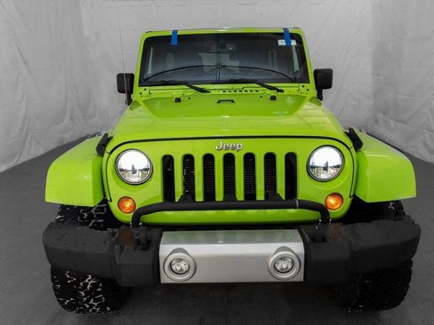 Used 2013 Jeep Wrangler Unlimited Sahara w/ Connectivity Group image 2