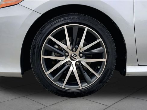 Used 2023 Toyota Camry XLE FWD image 11