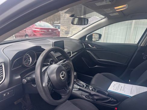 Used 2016 MAZDA MAZDA3 i Sport image 12