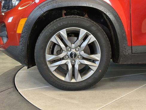 Used 2022 Kia Seltos S AWD/4WD image 25