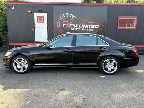 Used 2013 Mercedes-Benz S 550 4MATIC image 3